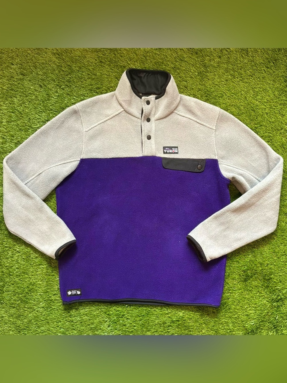 Team Yukon Colour Block Snap Fleece Pullover Grey Purple Medium